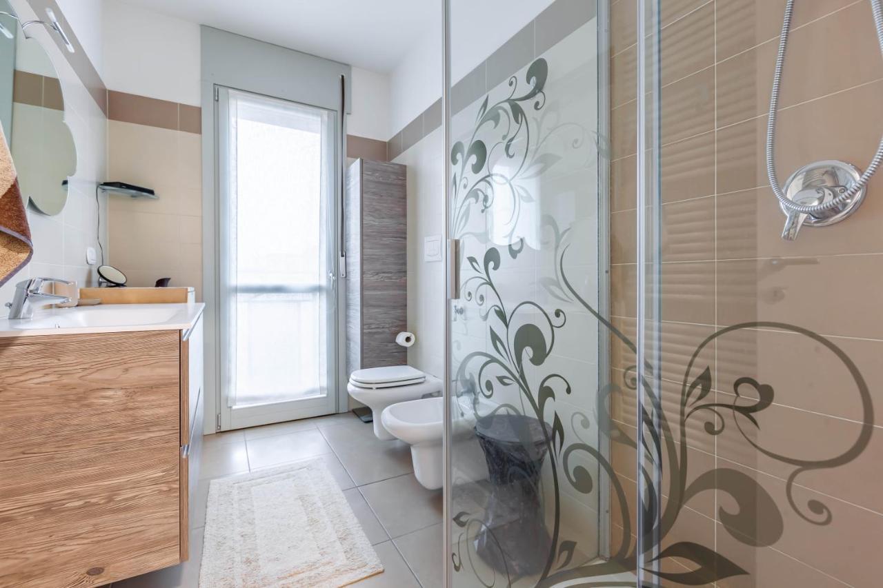 Milano Balcony Apt Apartment Luaran gambar
