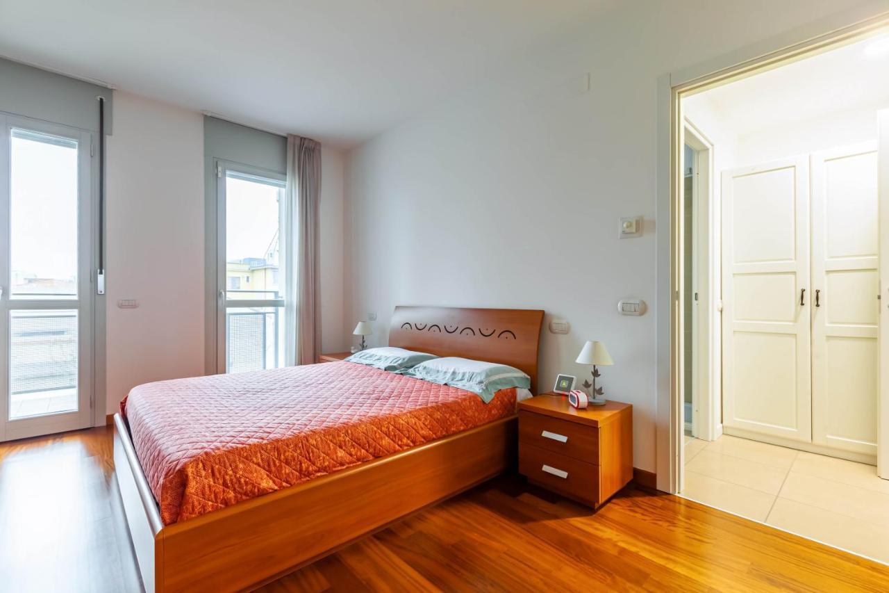 Milano Balcony Apt Apartment Luaran gambar